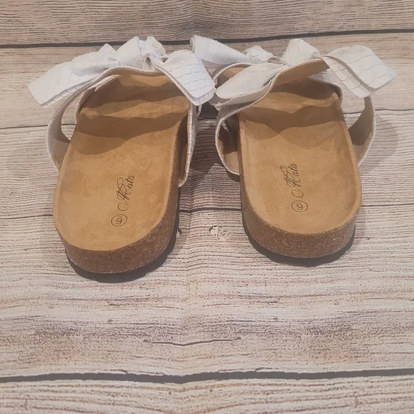 Mata Bow Sandal💞 - Picture 6 of 10